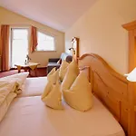 Kinigadner * Пертизау